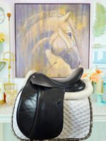 17.5” Frank Baines Elegance Dressage Saddle